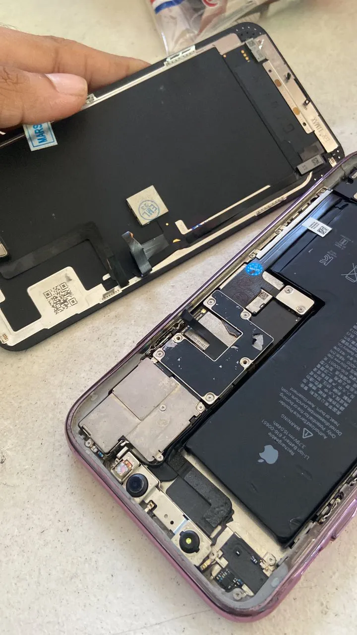 restore water damage phone in KL