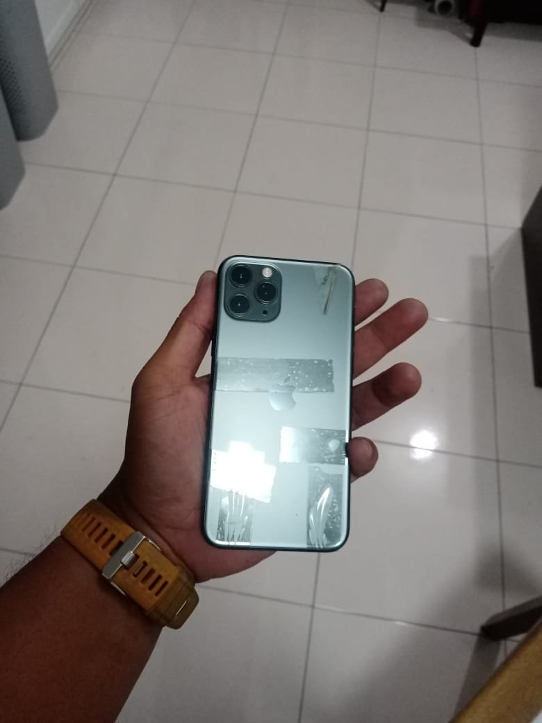 iPhone 11 Pro LCD Replacement Sentul before repair at Melur Apartment