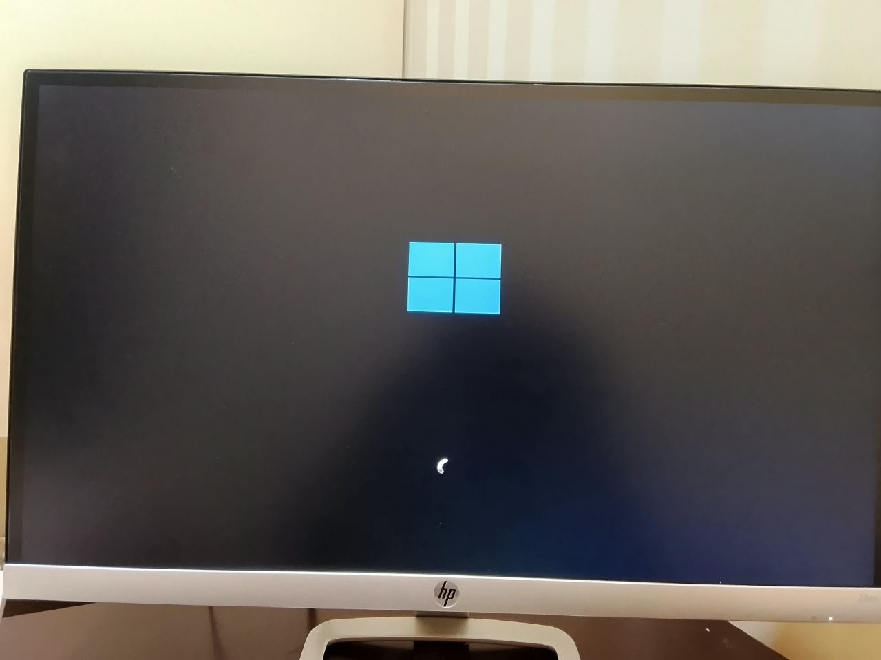 Windows 11 installation on customer PC at KL Trillion Jalan Tun Razak.