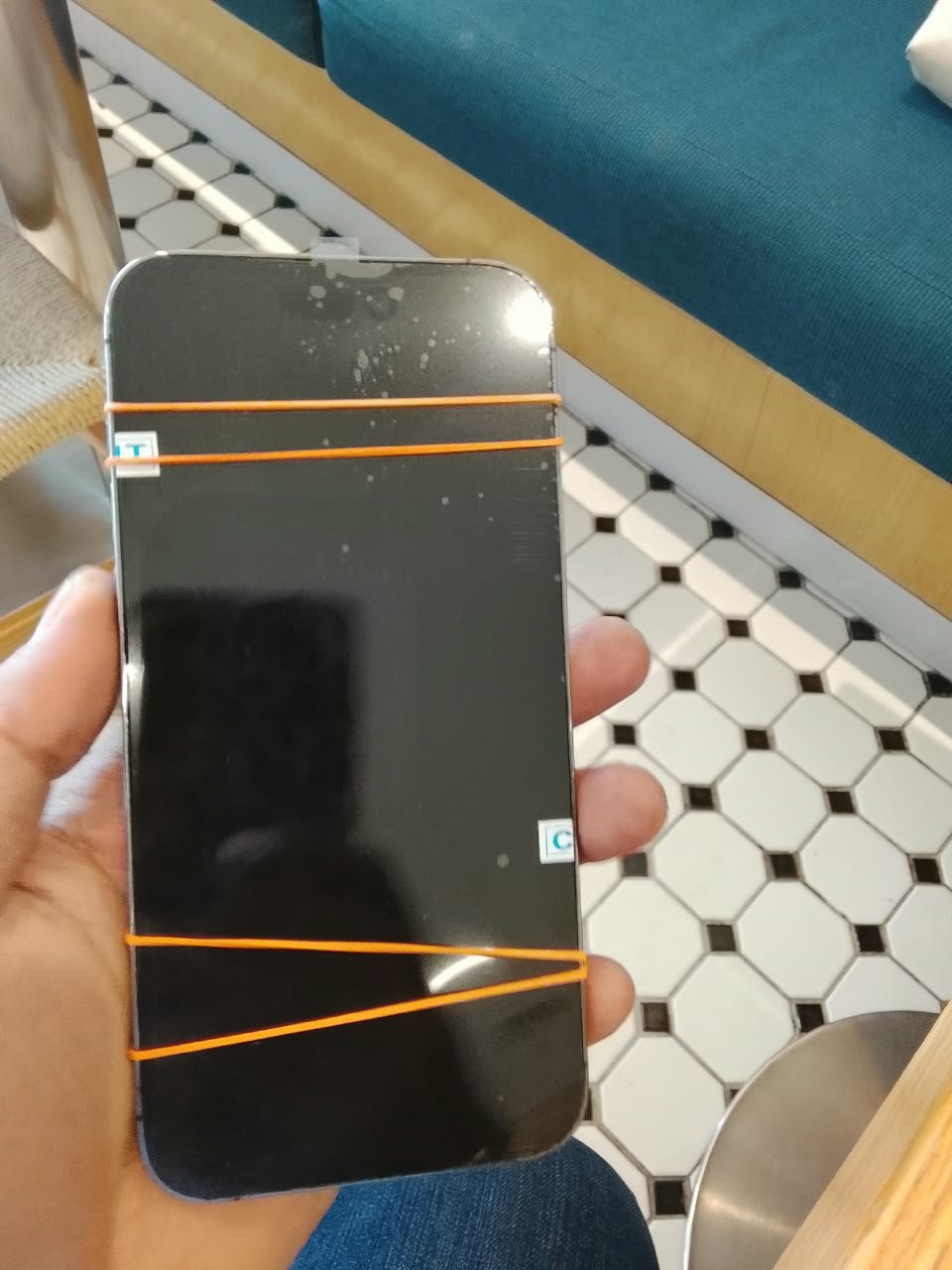 iPhone 14 Pro Max screen replacement at Coffee Bean and Tea Leaf Sentul Point Kuala Lumpur.